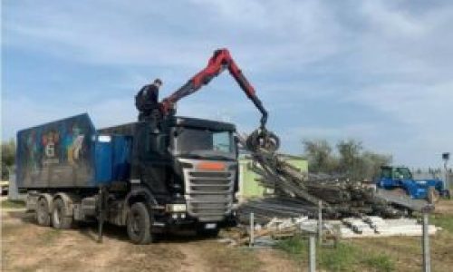 Luchetta Rimuove campi e interi e Smaltimento Pannelli fotovoltaici Lecce e provincia